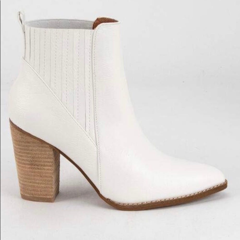 Never worn Beast Fashion white ankle boots